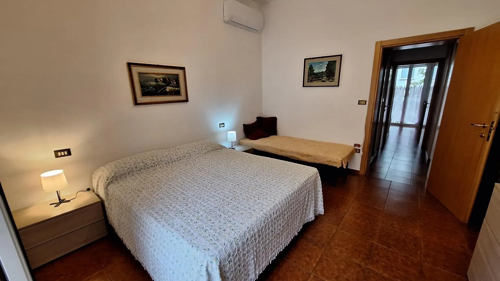Residenza Marina - 5 Camere 2 Bagni In Centro Rimini Italy